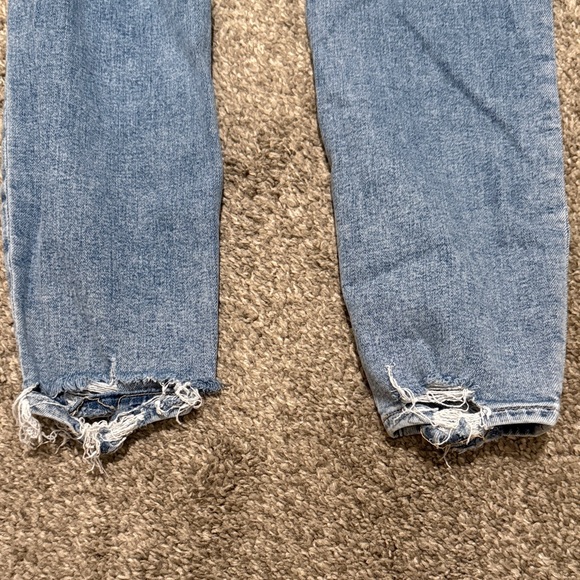 Abercrombie & Fitch Light Blue Ankle Jeans - Picture 7 of 7